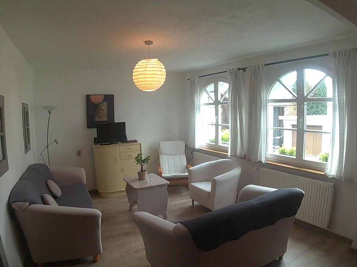 Very Comfortable House With Bathrooms And A Garden Mürlenbach المظهر الخارجي الصورة