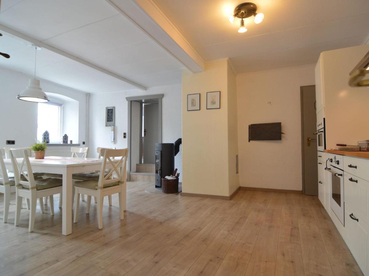 Very Comfortable House With Bathrooms And A Garden Mürlenbach المظهر الخارجي الصورة