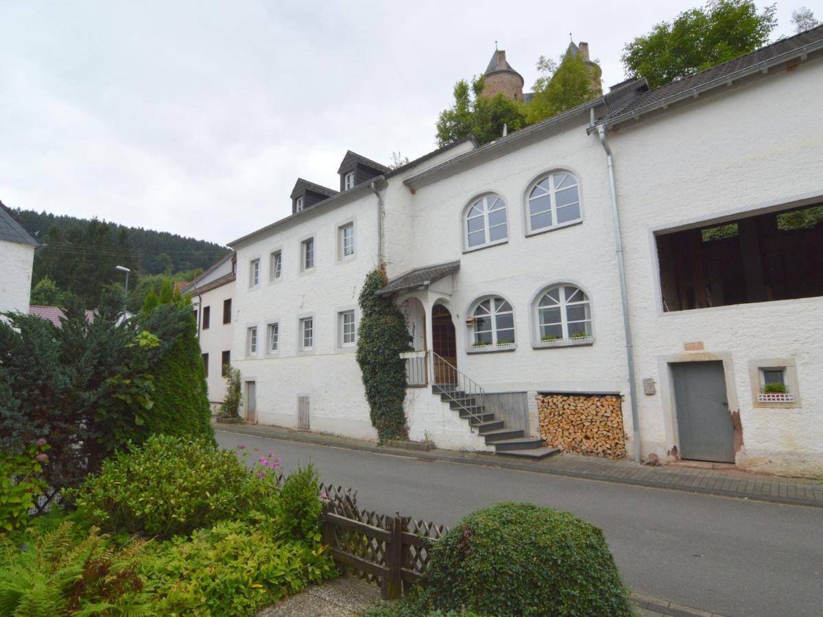 Very Comfortable House With Bathrooms And A Garden Mürlenbach المظهر الخارجي الصورة