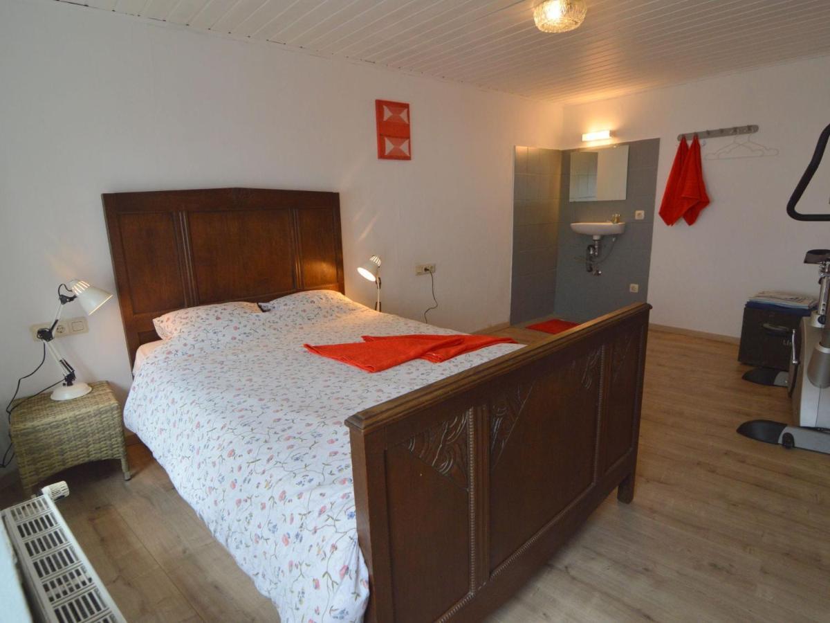Very Comfortable House With Bathrooms And A Garden Mürlenbach المظهر الخارجي الصورة