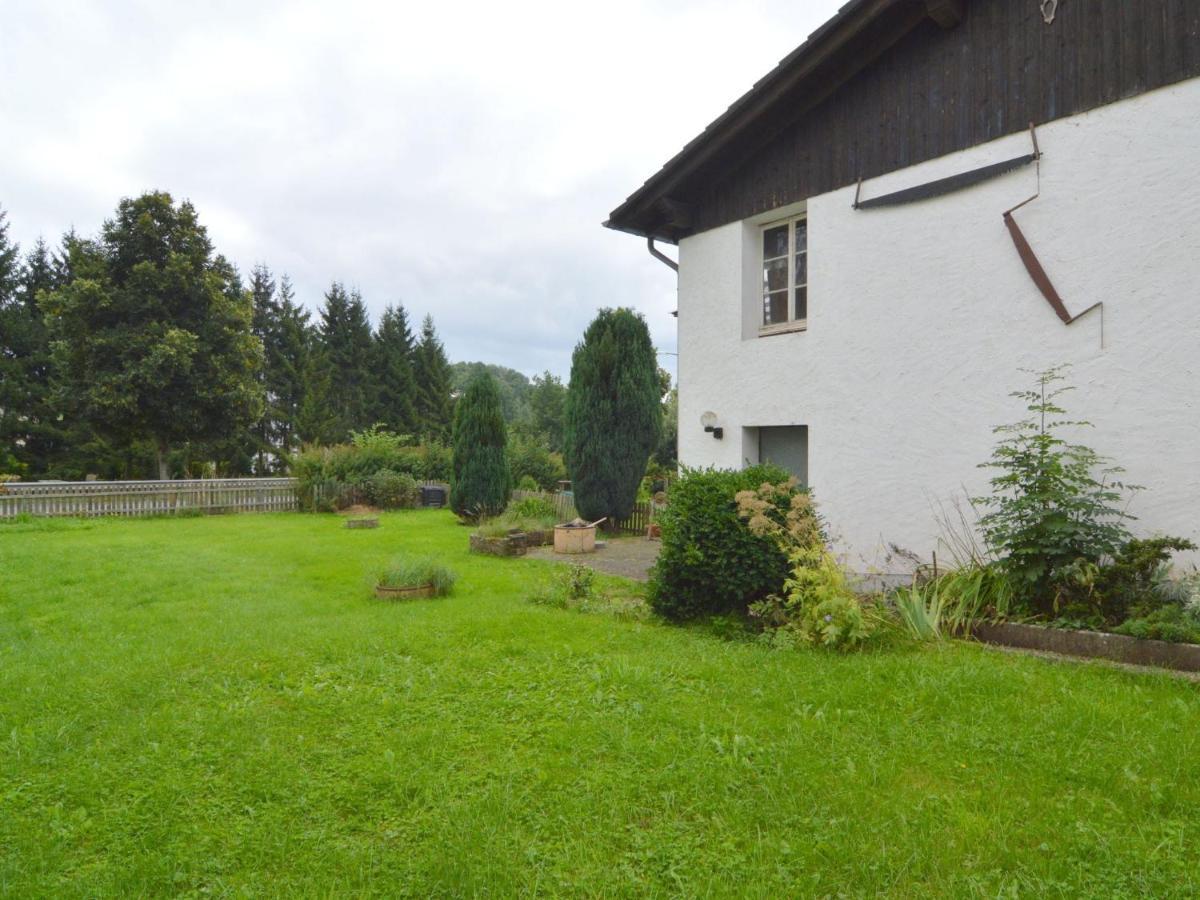 Very Comfortable House With Bathrooms And A Garden Mürlenbach المظهر الخارجي الصورة