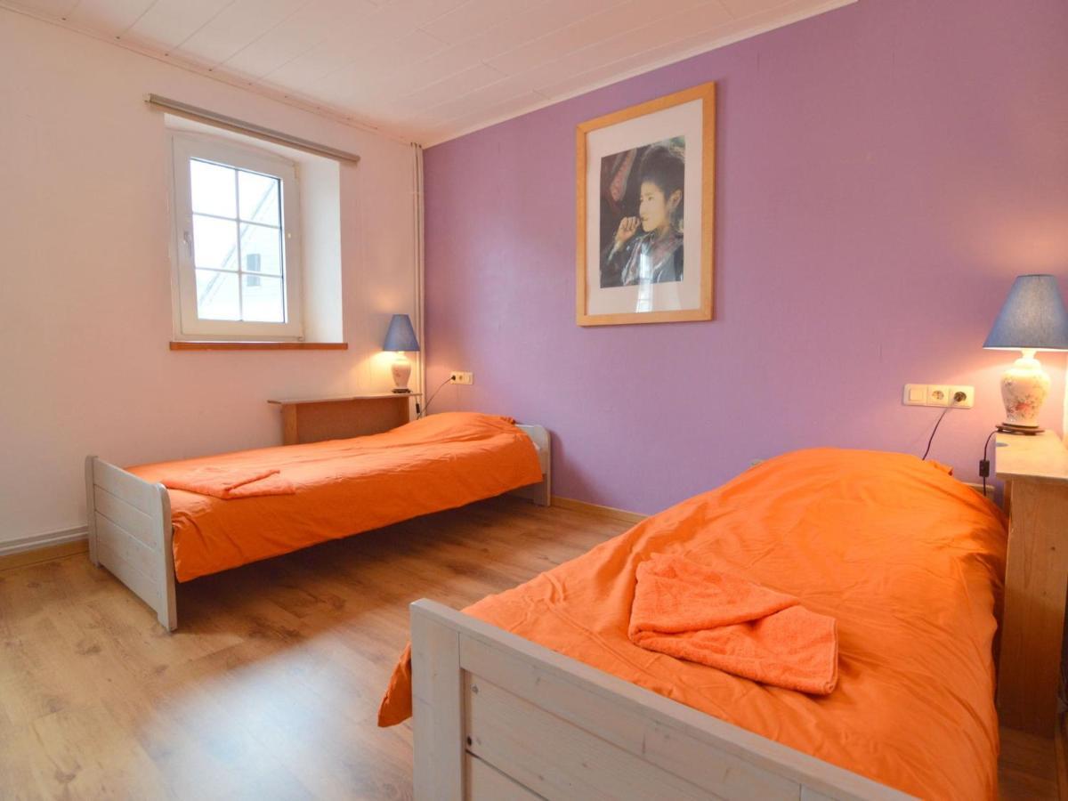 Very Comfortable House With Bathrooms And A Garden Mürlenbach المظهر الخارجي الصورة
